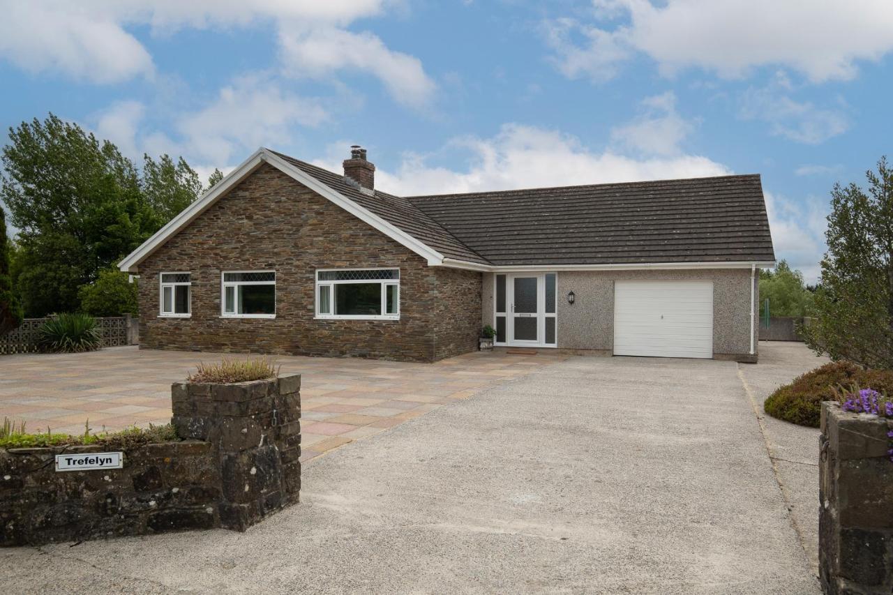 Trefelyn Cottage 손더스풋 외부 사진